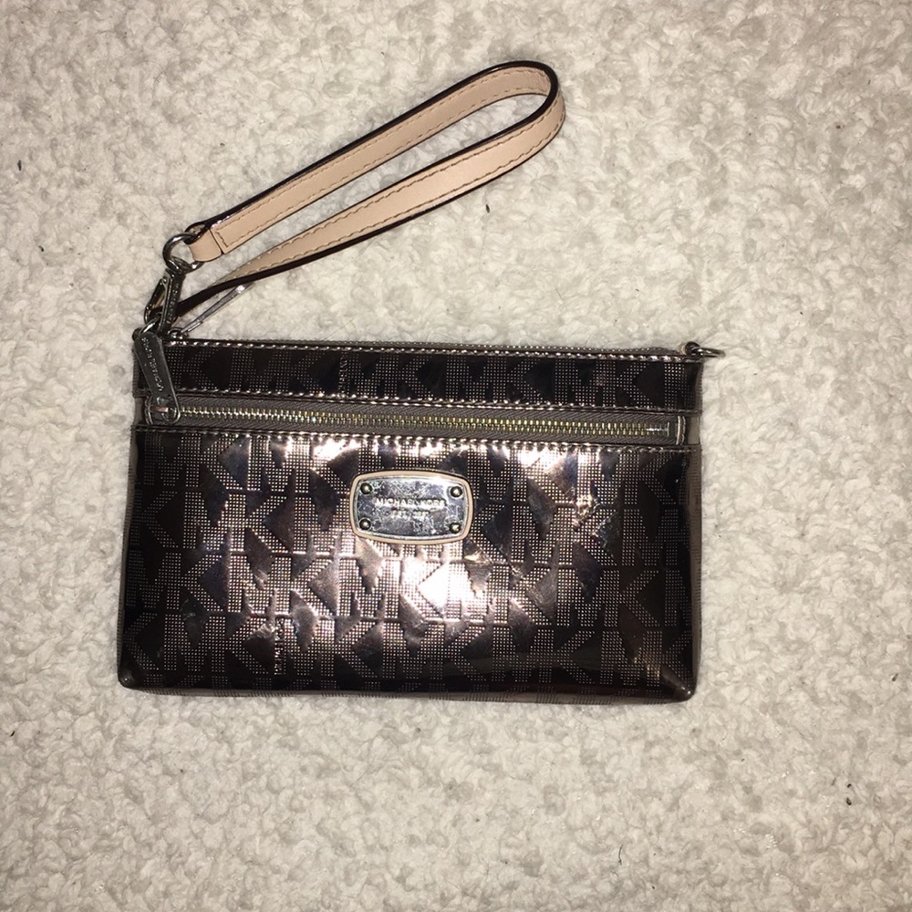 Michael Kors Metallic silver wristlet
